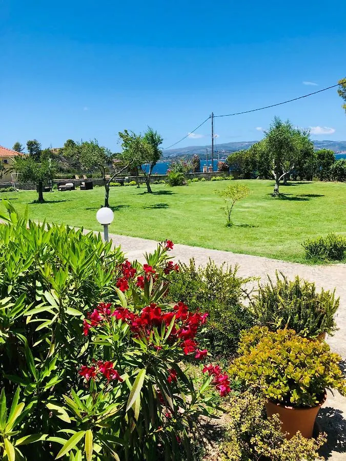 Aloni Studios And Apartments Lassi  Greece