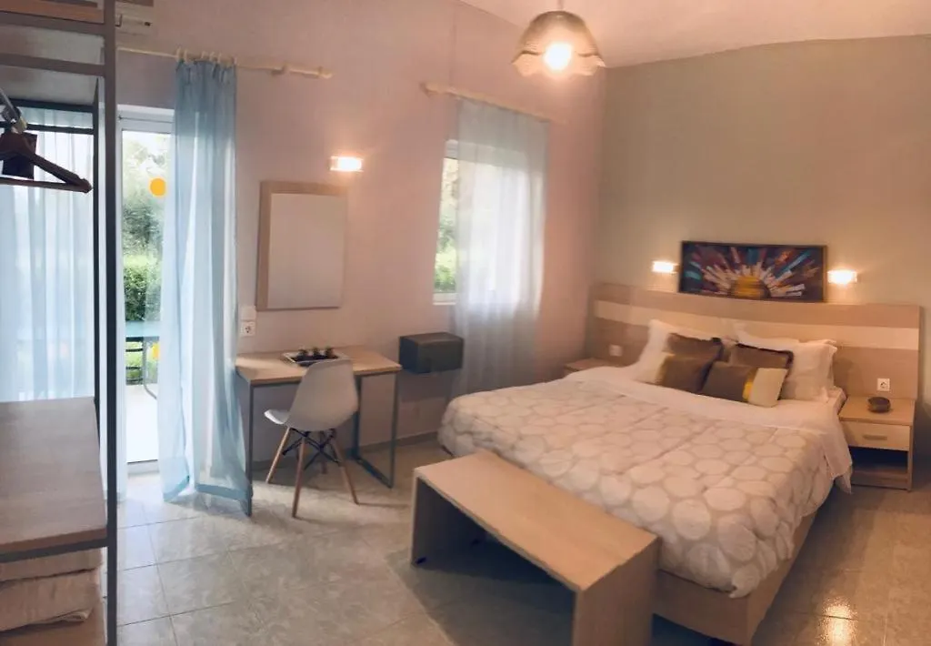 Aloni Studios And Apartments Lassi  Greece